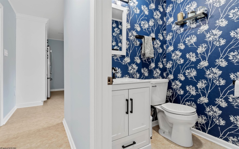 763 South Hills Drive, Morgantown, West Virginia 26501, 3 Bedrooms Bedrooms, 11 Rooms Rooms,3 BathroomsBathrooms,Single Family Detached,For Sale,South Hills,10161241