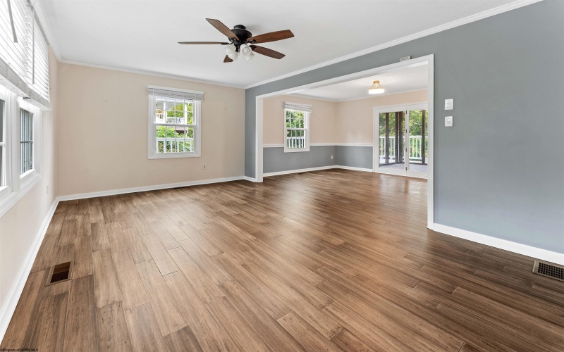 763 South Hills Drive, Morgantown, West Virginia 26501, 3 Bedrooms Bedrooms, 11 Rooms Rooms,3 BathroomsBathrooms,Single Family Detached,For Sale,South Hills,10161241