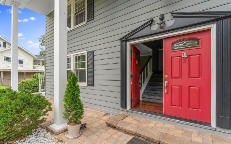 763 South Hills Drive, Morgantown, West Virginia 26501, 3 Bedrooms Bedrooms, 11 Rooms Rooms,3 BathroomsBathrooms,Single Family Detached,For Sale,South Hills,10161241
