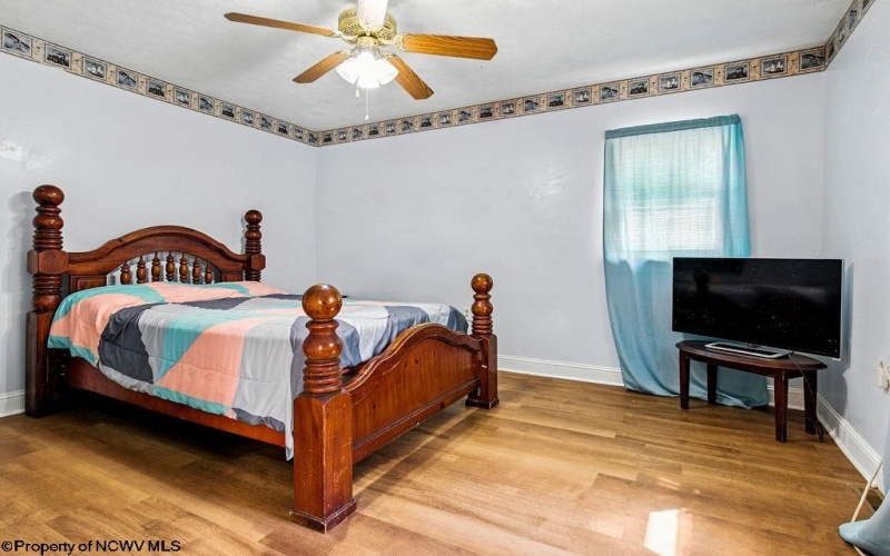 409 Nutters Run Road, Nutter Fort, West Virginia 26301, 4 Bedrooms Bedrooms, 10 Rooms Rooms,3 BathroomsBathrooms,Single Family Detached,For Sale,Nutters Run,10161258