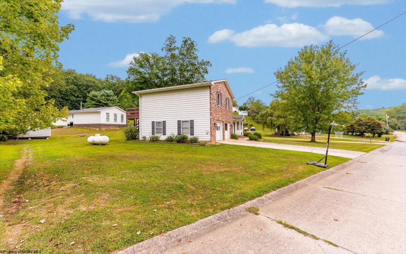 398 Rohr Avenue, Buckhannon, West Virginia 26201, 5 Bedrooms Bedrooms, 8 Rooms Rooms,2 BathroomsBathrooms,Single Family Detached,For Sale,Rohr,10161261