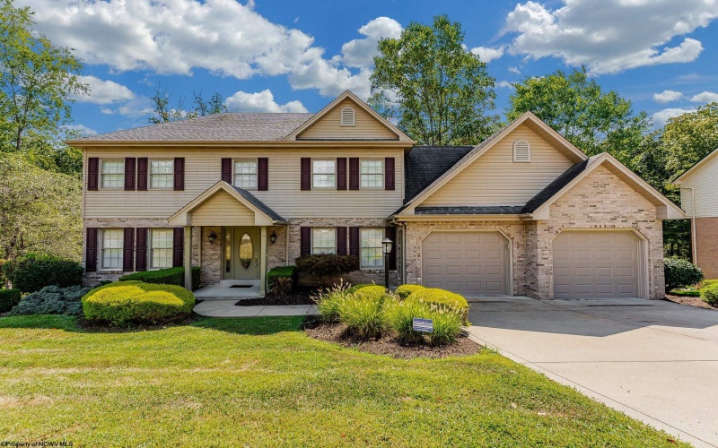 350 Zimmer Lane, Waynesburg, Pennsylvania 15370, 4 Bedrooms Bedrooms, 8 Rooms Rooms,3 BathroomsBathrooms,Single Family Detached,For Sale,Zimmer,10161262