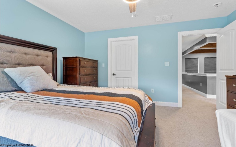 148 Orvis Drive, Bridgeport, West Virginia 26330, 4 Bedrooms Bedrooms, 10 Rooms Rooms,2 BathroomsBathrooms,Single Family Detached,For Sale,Orvis,10161263