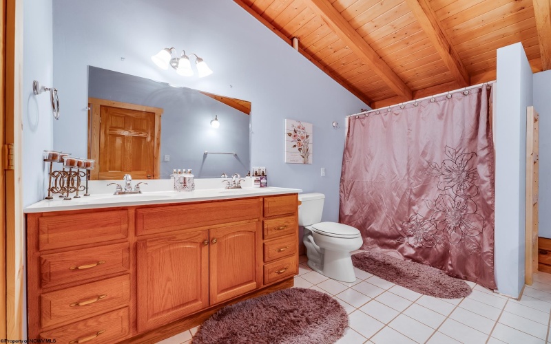 74 Ken Snyder Road, Tunnelton, West Virginia 26444, 4 Bedrooms Bedrooms, 14 Rooms Rooms,3 BathroomsBathrooms,Single Family Detached,For Sale,Ken Snyder,10161268