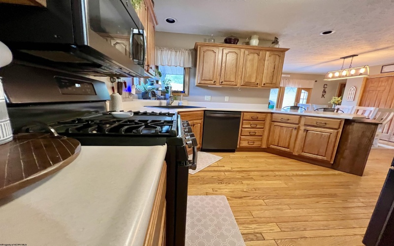 790 Grass Run Road, Weston, West Virginia 26452, 3 Bedrooms Bedrooms, 7 Rooms Rooms,2 BathroomsBathrooms,Single Family Detached,For Sale,Grass Run,10161273