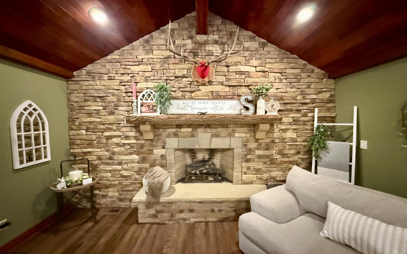 790 Grass Run Road, Weston, West Virginia 26452, 3 Bedrooms Bedrooms, 7 Rooms Rooms,2 BathroomsBathrooms,Single Family Detached,For Sale,Grass Run,10161273