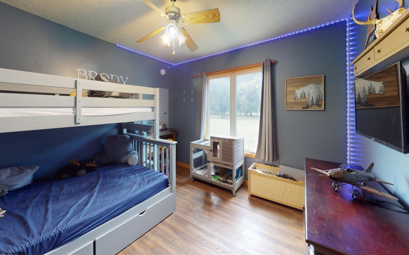 790 Grass Run Road, Weston, West Virginia 26452, 3 Bedrooms Bedrooms, 7 Rooms Rooms,2 BathroomsBathrooms,Single Family Detached,For Sale,Grass Run,10161273
