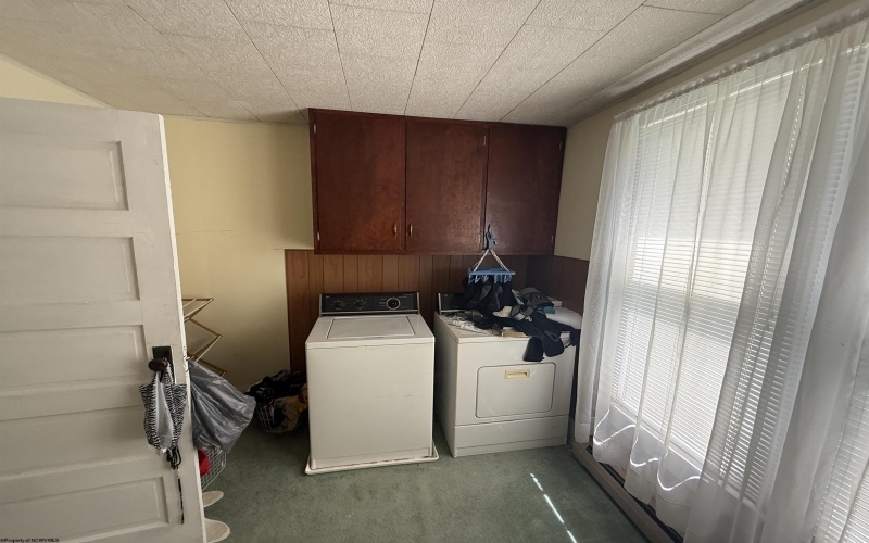 8688 Cost Avenue, Stonewood, West Virginia 26301, 2 Bedrooms Bedrooms, 4 Rooms Rooms,1 BathroomBathrooms,Single Family Detached,For Sale,Cost,10161274