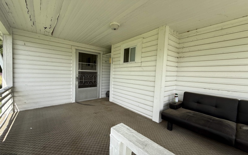 8688 Cost Avenue, Stonewood, West Virginia 26301, 2 Bedrooms Bedrooms, 4 Rooms Rooms,1 BathroomBathrooms,Single Family Detached,For Sale,Cost,10161274