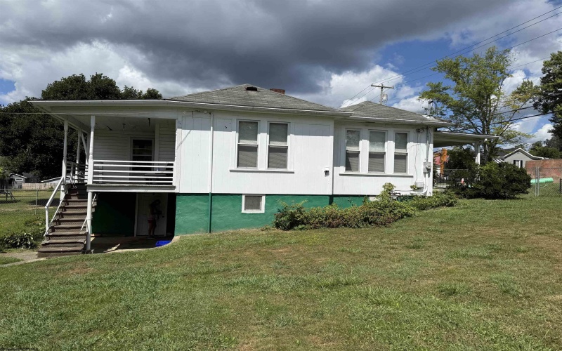 8688 Cost Avenue, Stonewood, West Virginia 26301, 2 Bedrooms Bedrooms, 4 Rooms Rooms,1 BathroomBathrooms,Single Family Detached,For Sale,Cost,10161274