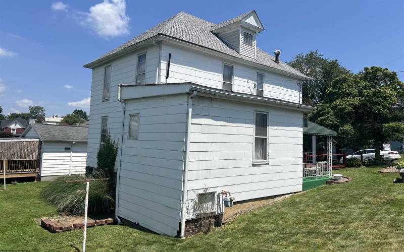615 Mason Street, Fairmont, West Virginia 26554, 3 Bedrooms Bedrooms, 7 Rooms Rooms,2 BathroomsBathrooms,Single Family Detached,For Sale,Mason,10161281