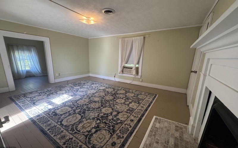 15 Ritchie Street, Buckhannon, West Virginia 26201, 2 Bedrooms Bedrooms, 5 Rooms Rooms,2 BathroomsBathrooms,Single Family Detached,For Sale,Ritchie,10161280