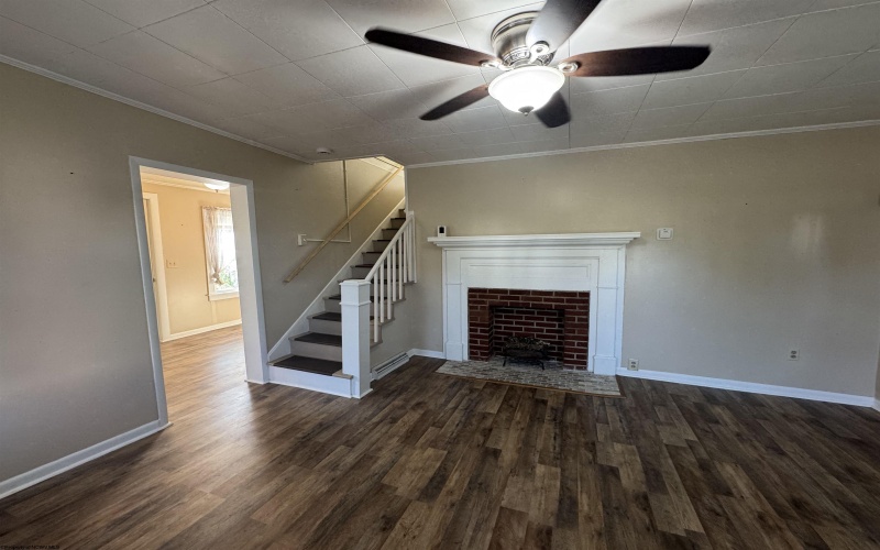 15 Ritchie Street, Buckhannon, West Virginia 26201, 2 Bedrooms Bedrooms, 5 Rooms Rooms,2 BathroomsBathrooms,Single Family Detached,For Sale,Ritchie,10161280
