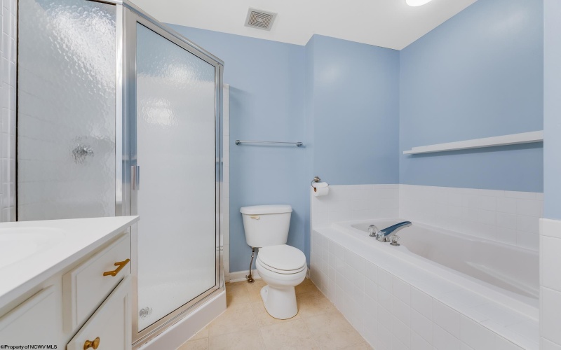 134 BIRDS EYE VIEW Drive, Morgantown, West Virginia 26501, 3 Bedrooms Bedrooms, 5 Rooms Rooms,2 BathroomsBathrooms,Single Family Attached,For Sale,BIRDS EYE VIEW,10161284