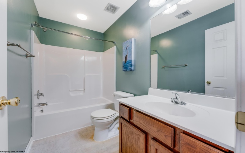 134 BIRDS EYE VIEW Drive, Morgantown, West Virginia 26501, 3 Bedrooms Bedrooms, 5 Rooms Rooms,2 BathroomsBathrooms,Single Family Attached,For Sale,BIRDS EYE VIEW,10161284