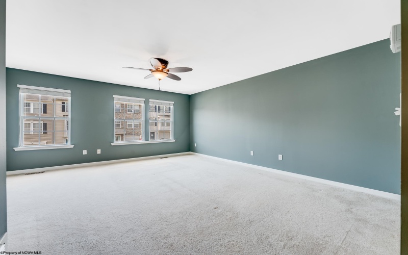 134 BIRDS EYE VIEW Drive, Morgantown, West Virginia 26501, 3 Bedrooms Bedrooms, 5 Rooms Rooms,2 BathroomsBathrooms,Single Family Attached,For Sale,BIRDS EYE VIEW,10161284