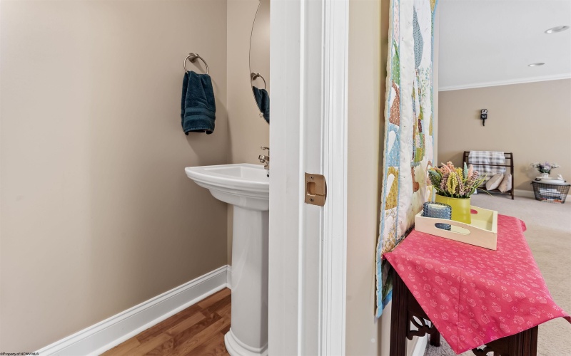 110 New Castle Drive, Morgantown, West Virginia 26508, 3 Bedrooms Bedrooms, 7 Rooms Rooms,2 BathroomsBathrooms,Single Family Attached,For Sale,New Castle,10161290