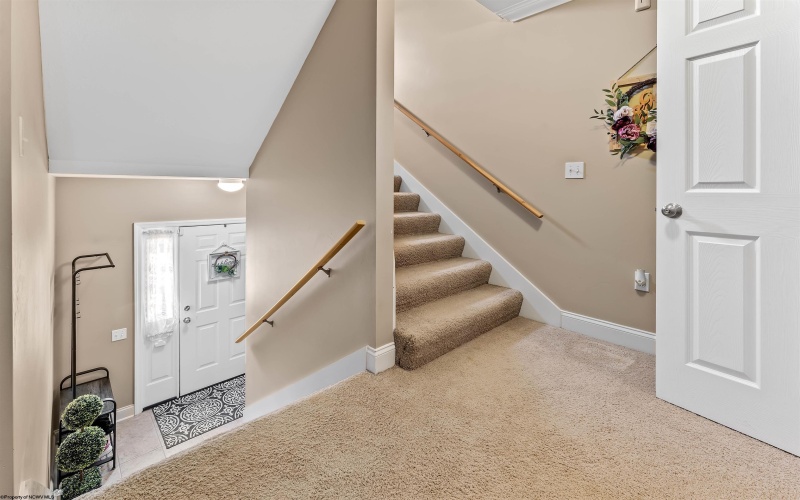 110 New Castle Drive, Morgantown, West Virginia 26508, 3 Bedrooms Bedrooms, 7 Rooms Rooms,2 BathroomsBathrooms,Single Family Attached,For Sale,New Castle,10161290