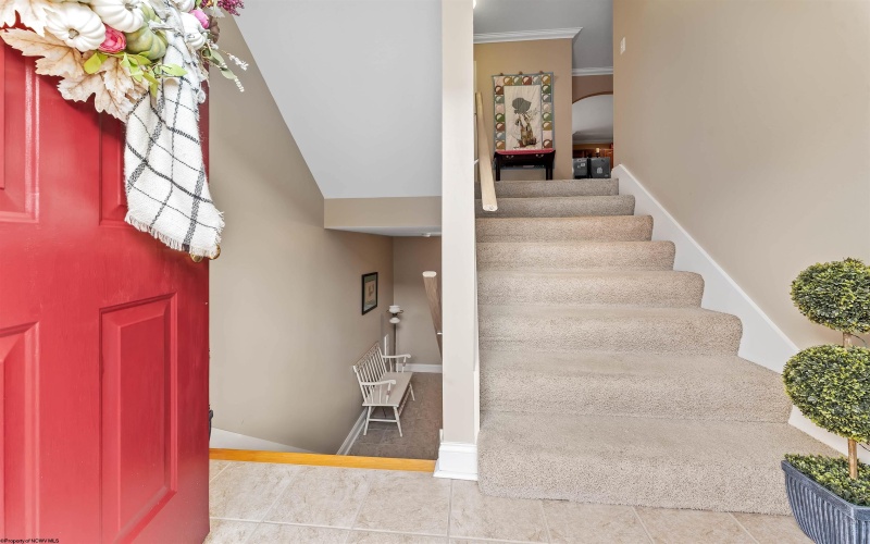 110 New Castle Drive, Morgantown, West Virginia 26508, 3 Bedrooms Bedrooms, 7 Rooms Rooms,2 BathroomsBathrooms,Single Family Attached,For Sale,New Castle,10161290