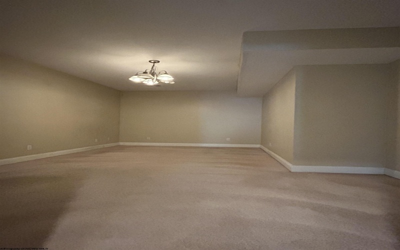 109 Cobblestone Circle, Morgantown, West Virginia 26505, 4 Bedrooms Bedrooms, 8 Rooms Rooms,3 BathroomsBathrooms,Single Family Detached,For Sale,Cobblestone,10161298