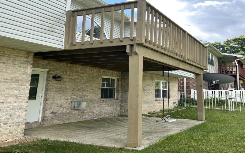 109 Cobblestone Circle, Morgantown, West Virginia 26505, 4 Bedrooms Bedrooms, 8 Rooms Rooms,3 BathroomsBathrooms,Single Family Detached,For Sale,Cobblestone,10161298