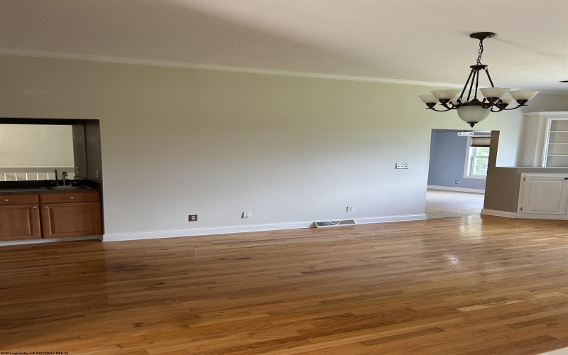 109 Cobblestone Circle, Morgantown, West Virginia 26505, 4 Bedrooms Bedrooms, 8 Rooms Rooms,3 BathroomsBathrooms,Single Family Detached,For Sale,Cobblestone,10161298
