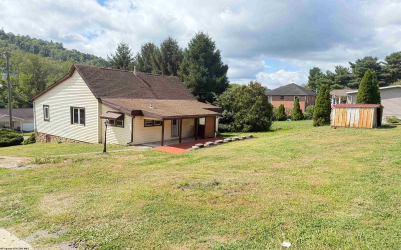 1352 Limestone Road, Clarksburg, West Virginia 26301, 2 Bedrooms Bedrooms, 5 Rooms Rooms,1 BathroomBathrooms,Single Family Detached,For Sale,Limestone,10161296