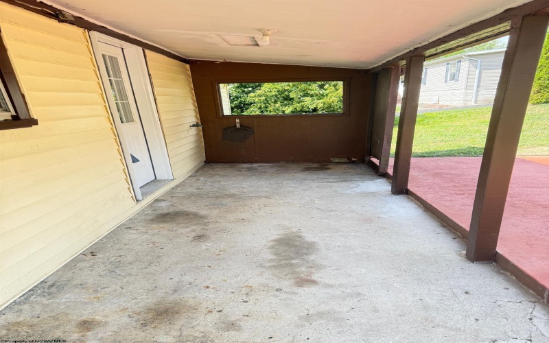 1352 Limestone Road, Clarksburg, West Virginia 26301, 2 Bedrooms Bedrooms, 5 Rooms Rooms,1 BathroomBathrooms,Single Family Detached,For Sale,Limestone,10161296