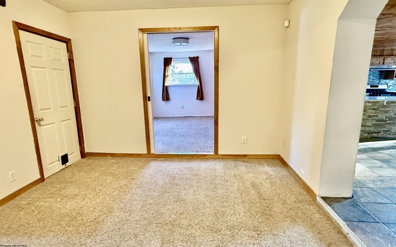 602 Hoult Road, Fairmont, West Virginia 26554, 3 Bedrooms Bedrooms, 6 Rooms Rooms,4 BathroomsBathrooms,Single Family Detached,For Sale,Hoult,10161288