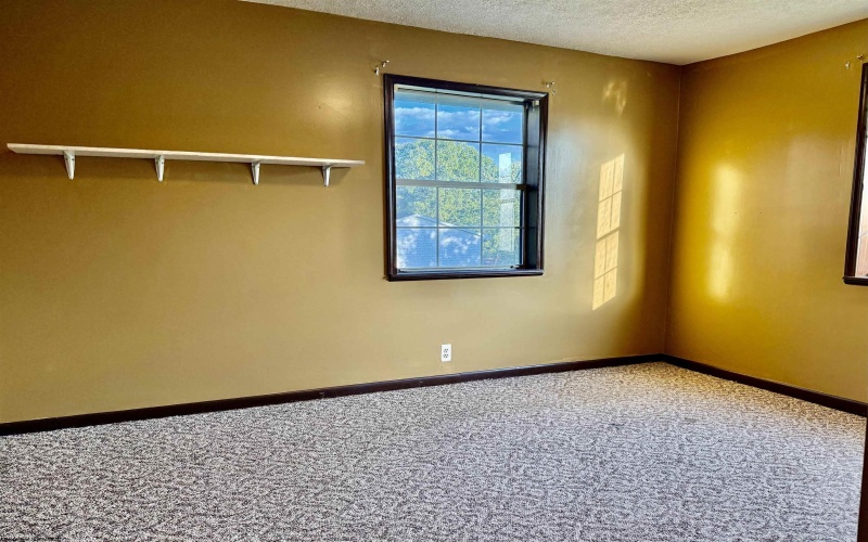 602 Hoult Road, Fairmont, West Virginia 26554, 3 Bedrooms Bedrooms, 6 Rooms Rooms,4 BathroomsBathrooms,Single Family Detached,For Sale,Hoult,10161288