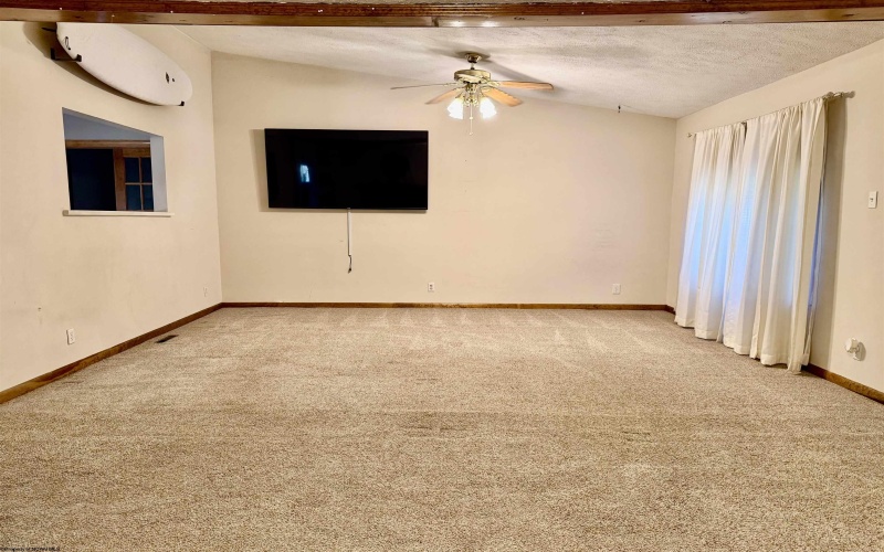 602 Hoult Road, Fairmont, West Virginia 26554, 3 Bedrooms Bedrooms, 6 Rooms Rooms,4 BathroomsBathrooms,Single Family Detached,For Sale,Hoult,10161288