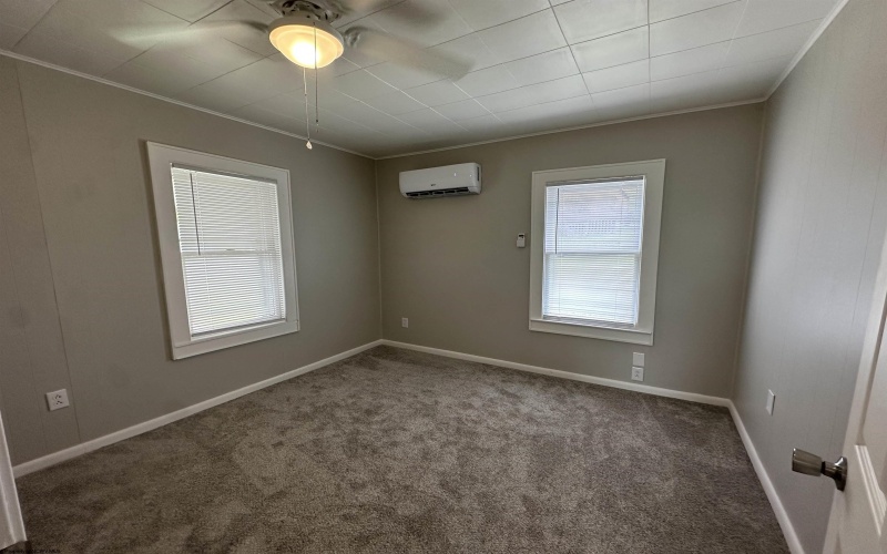 196 Buena Vista Avenue, Clarksburg, West Virginia 26301, 3 Bedrooms Bedrooms, 7 Rooms Rooms,1 BathroomBathrooms,Single Family Detached,For Sale,Buena Vista,10160617