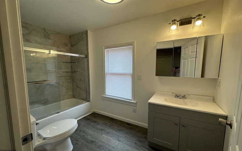 196 Buena Vista Avenue, Clarksburg, West Virginia 26301, 3 Bedrooms Bedrooms, 7 Rooms Rooms,1 BathroomBathrooms,Single Family Detached,For Sale,Buena Vista,10160617