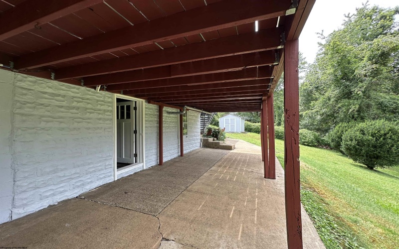 196 Buena Vista Avenue, Clarksburg, West Virginia 26301, 3 Bedrooms Bedrooms, 7 Rooms Rooms,1 BathroomBathrooms,Single Family Detached,For Sale,Buena Vista,10160617