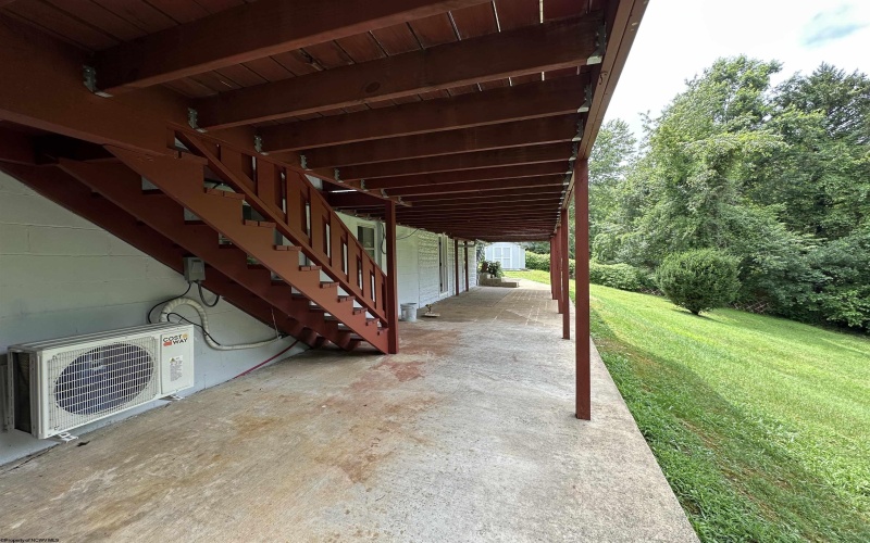 196 Buena Vista Avenue, Clarksburg, West Virginia 26301, 3 Bedrooms Bedrooms, 7 Rooms Rooms,1 BathroomBathrooms,Single Family Detached,For Sale,Buena Vista,10160617