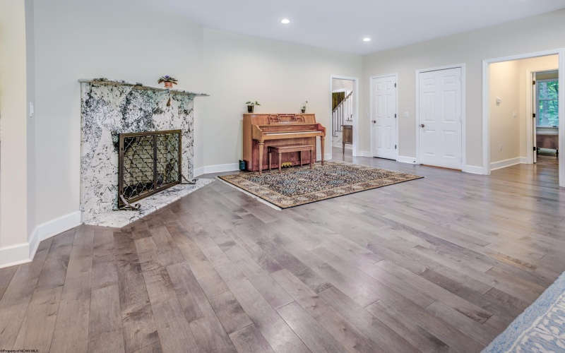 3703 Swallowtail Drive, Morgantown, West Virginia 26508, 5 Bedrooms Bedrooms, 17 Rooms Rooms,4 BathroomsBathrooms,Single Family Detached,For Sale,Swallowtail,10161295