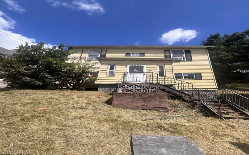 206 Washington Street, Terra Alta, West Virginia 26764, 4 Bedrooms Bedrooms, 10 Rooms Rooms,2 BathroomsBathrooms,Single Family Detached,For Sale,Washington,10161306