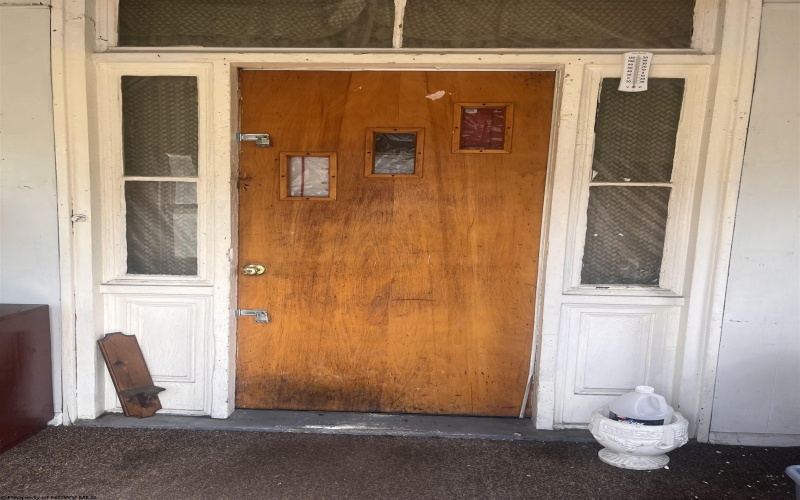 206 Washington Street, Terra Alta, West Virginia 26764, 4 Bedrooms Bedrooms, 10 Rooms Rooms,2 BathroomsBathrooms,Single Family Detached,For Sale,Washington,10161306