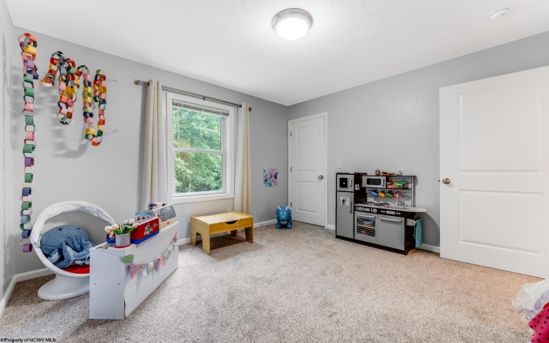 239 Shady Brook Estates, Bruceton Mills, West Virginia 26525, 3 Bedrooms Bedrooms, 8 Rooms Rooms,3 BathroomsBathrooms,Single Family Detached,For Sale,Shady Brook,10161314