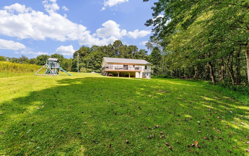 239 Shady Brook Estates, Bruceton Mills, West Virginia 26525, 3 Bedrooms Bedrooms, 8 Rooms Rooms,3 BathroomsBathrooms,Single Family Detached,For Sale,Shady Brook,10161314