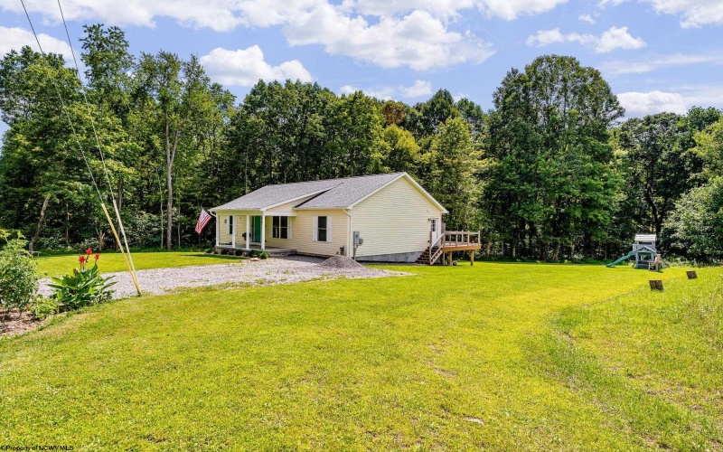 239 Shady Brook Estates, Bruceton Mills, West Virginia 26525, 3 Bedrooms Bedrooms, 8 Rooms Rooms,3 BathroomsBathrooms,Single Family Detached,For Sale,Shady Brook,10161314