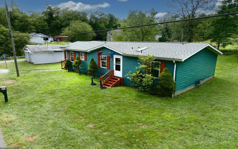 402 Lehman Avenue, Fairmont, West Virginia 26554, 3 Bedrooms Bedrooms, 8 Rooms Rooms,2 BathroomsBathrooms,Single Family Detached,For Sale,Lehman,10161313