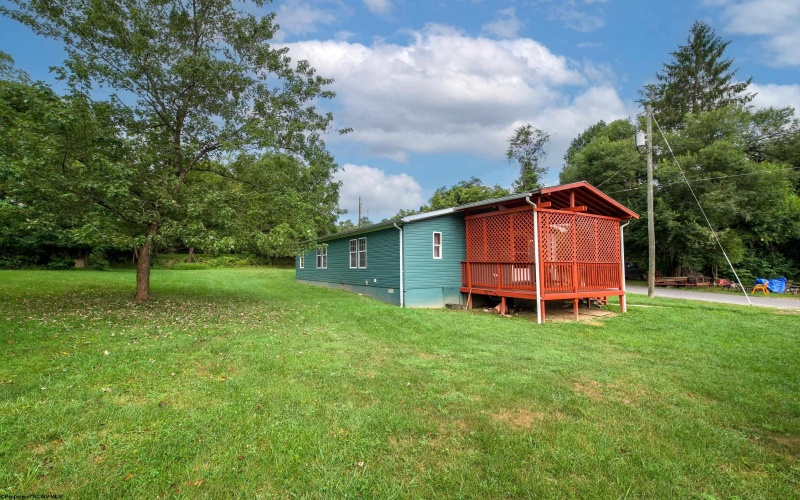 402 Lehman Avenue, Fairmont, West Virginia 26554, 3 Bedrooms Bedrooms, 8 Rooms Rooms,2 BathroomsBathrooms,Single Family Detached,For Sale,Lehman,10161313