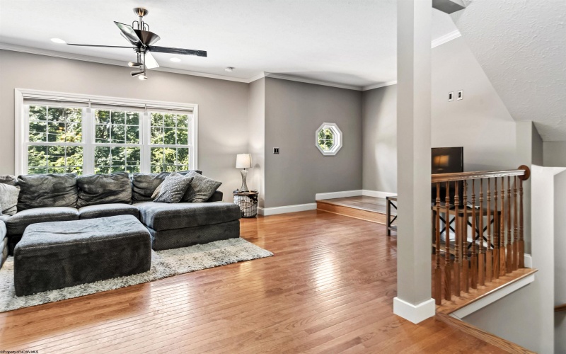 100 Claremont Court, Morgantown, West Virginia 26501, 3 Bedrooms Bedrooms, 7 Rooms Rooms,3 BathroomsBathrooms,Single Family Attached,For Sale,Claremont,10161319