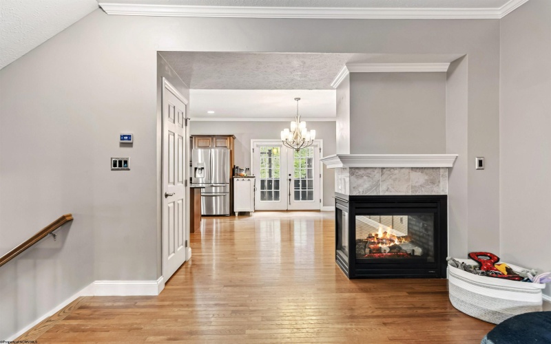 100 Claremont Court, Morgantown, West Virginia 26501, 3 Bedrooms Bedrooms, 7 Rooms Rooms,3 BathroomsBathrooms,Single Family Attached,For Sale,Claremont,10161319