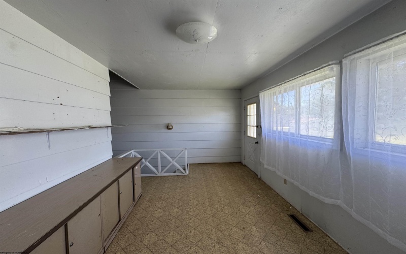 100 Randolph Street, Buckhannon, West Virginia 26201, 4 Bedrooms Bedrooms, 7 Rooms Rooms,2 BathroomsBathrooms,Single Family Detached,For Sale,Randolph,10161318