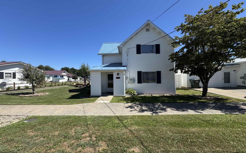 100 Randolph Street, Buckhannon, West Virginia 26201, 4 Bedrooms Bedrooms, 7 Rooms Rooms,2 BathroomsBathrooms,Single Family Detached,For Sale,Randolph,10161318