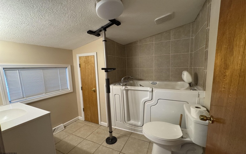 100 Randolph Street, Buckhannon, West Virginia 26201, 4 Bedrooms Bedrooms, 7 Rooms Rooms,2 BathroomsBathrooms,Single Family Detached,For Sale,Randolph,10161318