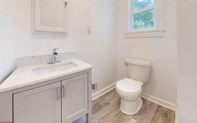 230 Grand Avenue, Bridgeport, West Virginia 26330, 3 Bedrooms Bedrooms, 8 Rooms Rooms,2 BathroomsBathrooms,Single Family Detached,For Sale,Grand,10161320