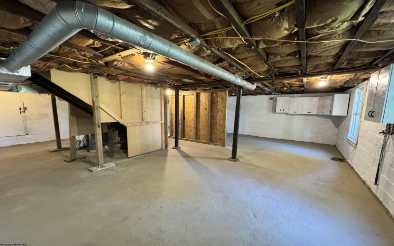 230 Grand Avenue, Bridgeport, West Virginia 26330, 3 Bedrooms Bedrooms, 8 Rooms Rooms,2 BathroomsBathrooms,Single Family Detached,For Sale,Grand,10161320
